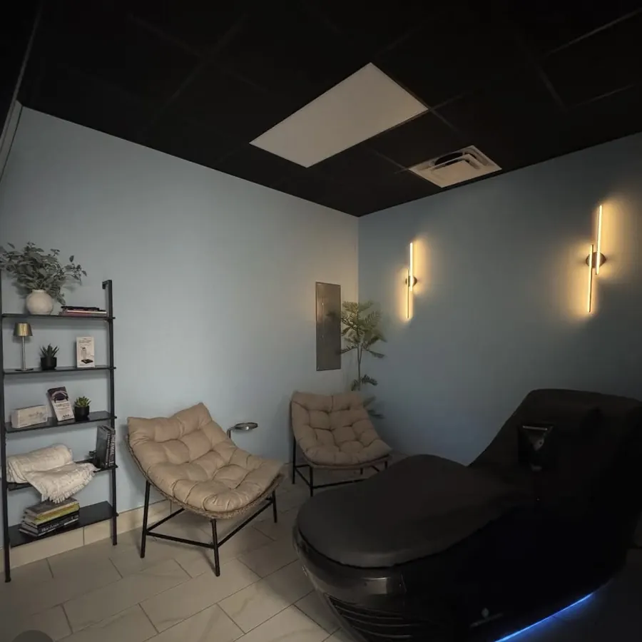 Hydromassage + Red Light at CHILL in Cape Coral